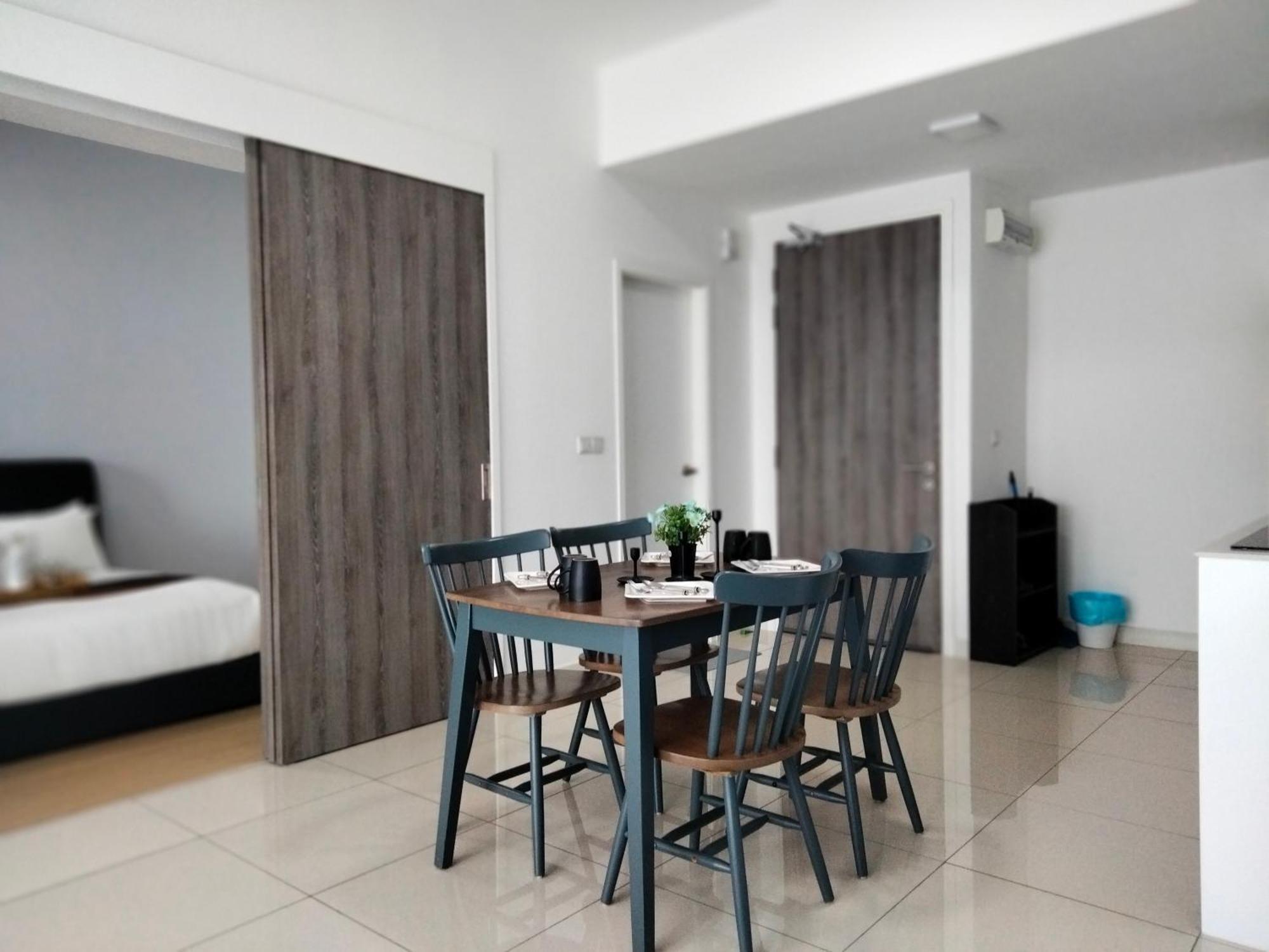 Continew Residence By Homebrickz Kuala Lumpur Kültér fotó